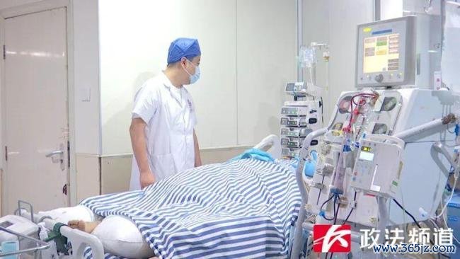 11岁男孩网购化学品作念实践致重伤