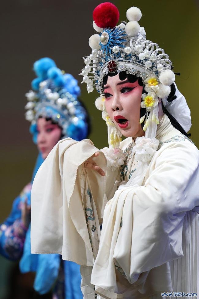 “主角”是何如真金不怕火成的——“一场戏”的台前幕后